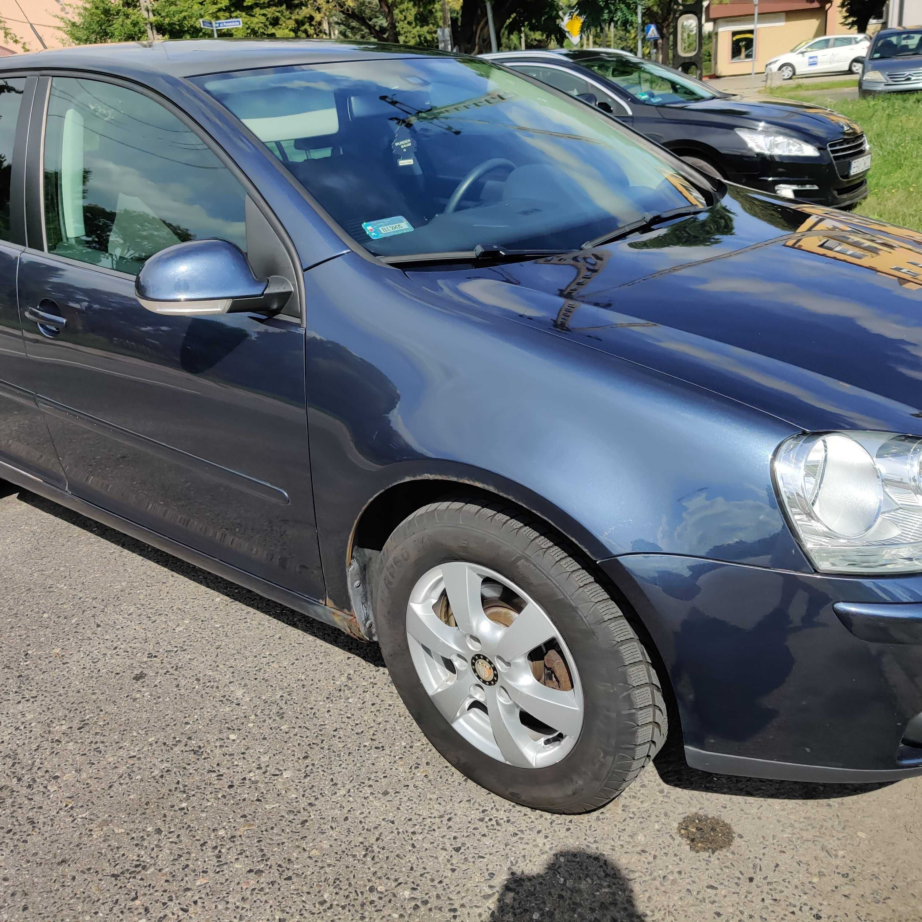 Volkswagen Golf V 1.6 MPI 2008r, wersja United