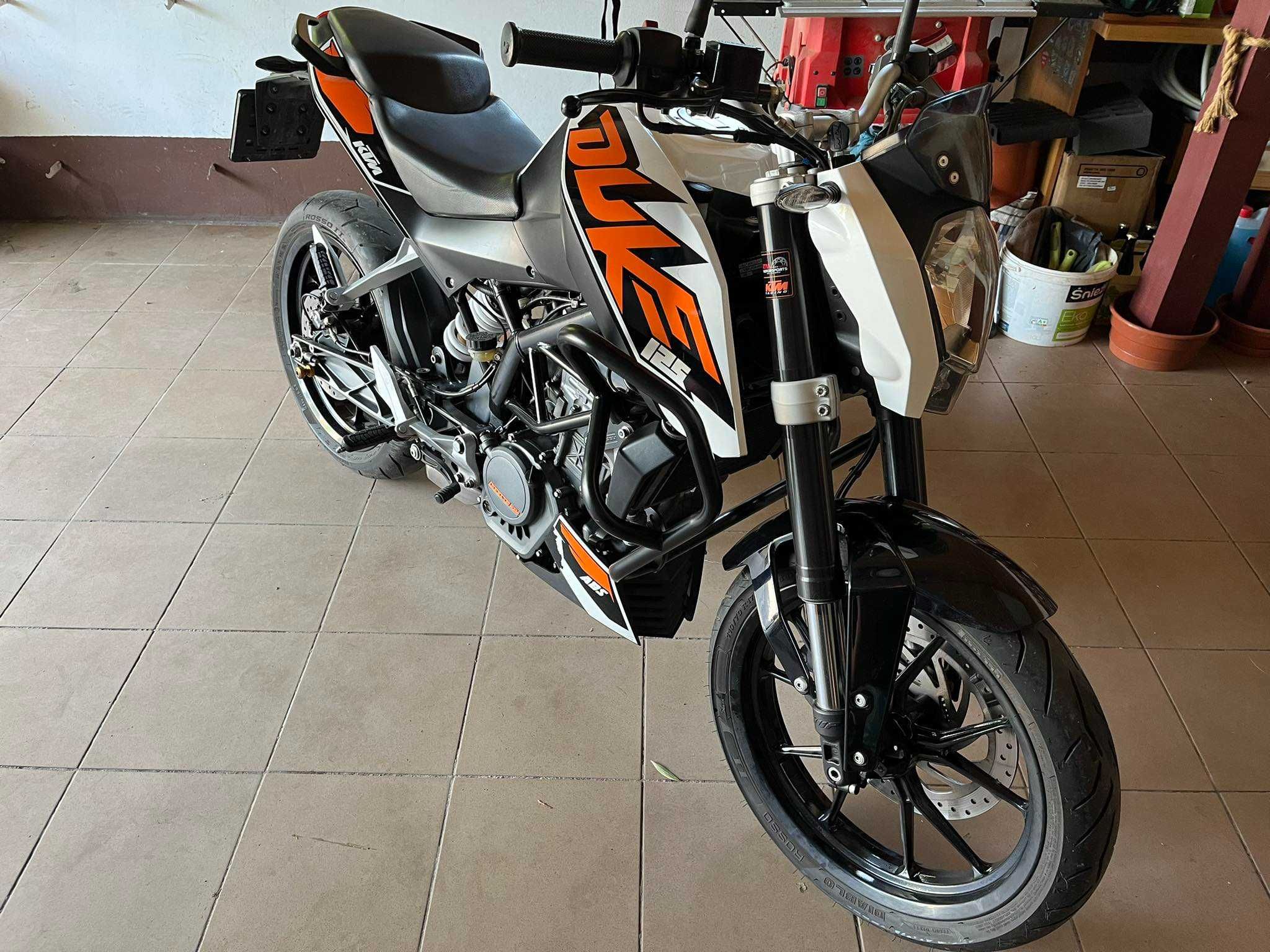 KTM DUKE 125 cm3 ABS