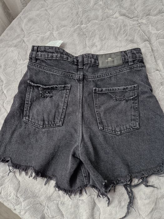 Шорти Zara High-rise Ripped