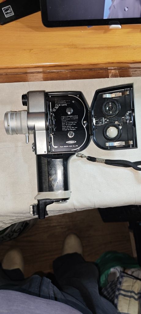 Câmera Fujica Single-8 P2 + 7 Bobines Super 8 – Lote Completo