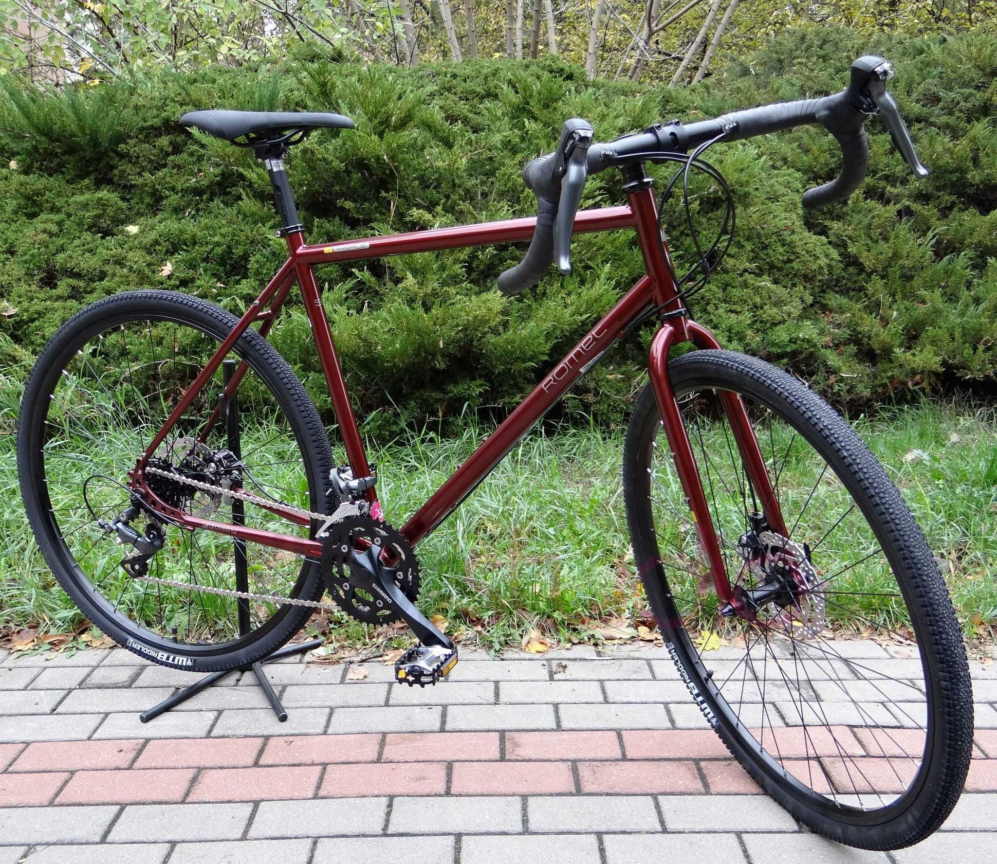 Romet Finale bordowy 2024 XS S XL Cr-Mo Shimano Claris gravel