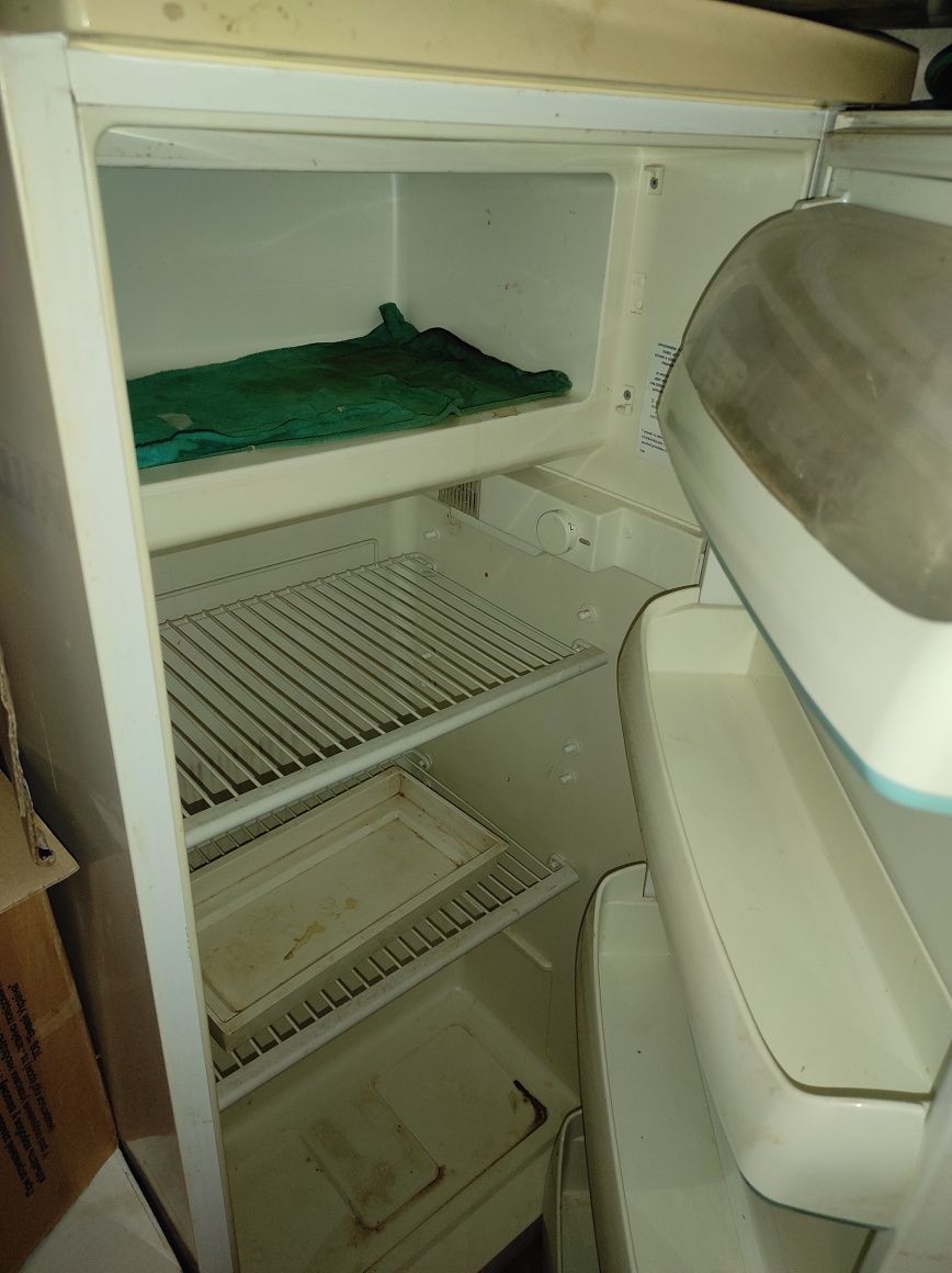 Холодильник рабочий Ardo