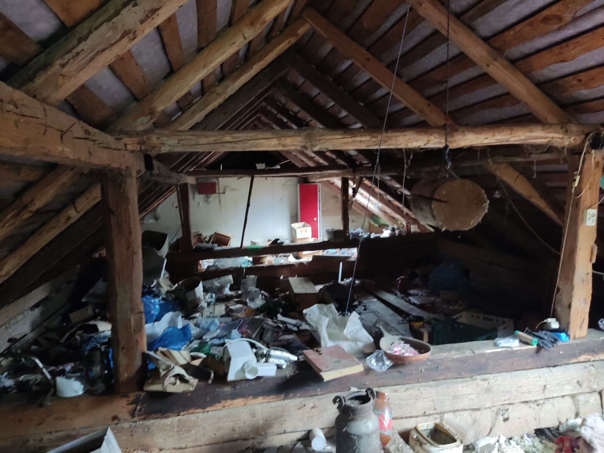 Utylizacja - Wywóz - Usługi Porządkowe ,Sprzątanie Strychów,Budynków,W