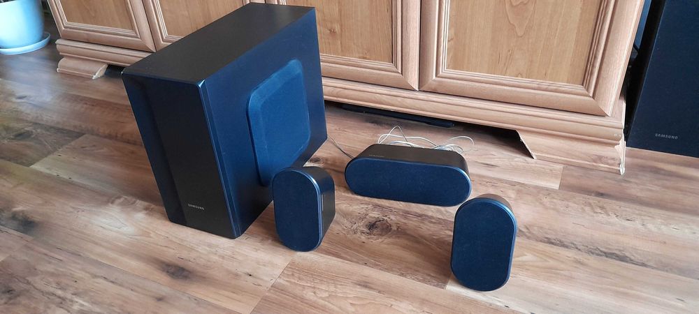 Subwoofer głośnik nisko tonowy Samsung PS-WTHX22.