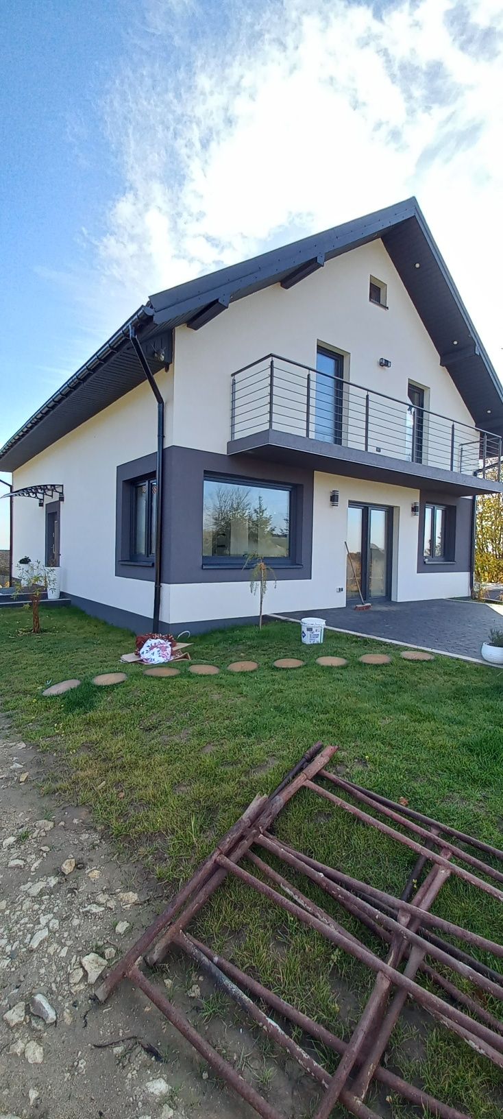 Elewacje Docieplenia budynków ,malowanie ,gładzie