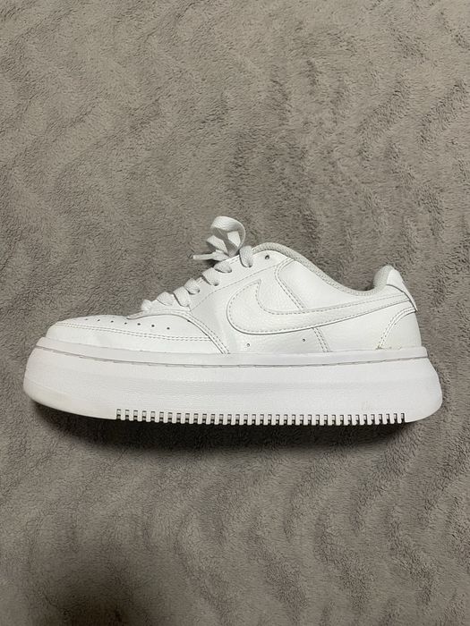 Кеди жіночі Nike Court Vision Alta Ltr W (DM0113-100)