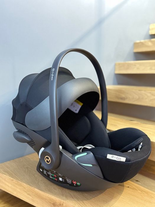 Fotelik Cybex i baza obrotowa