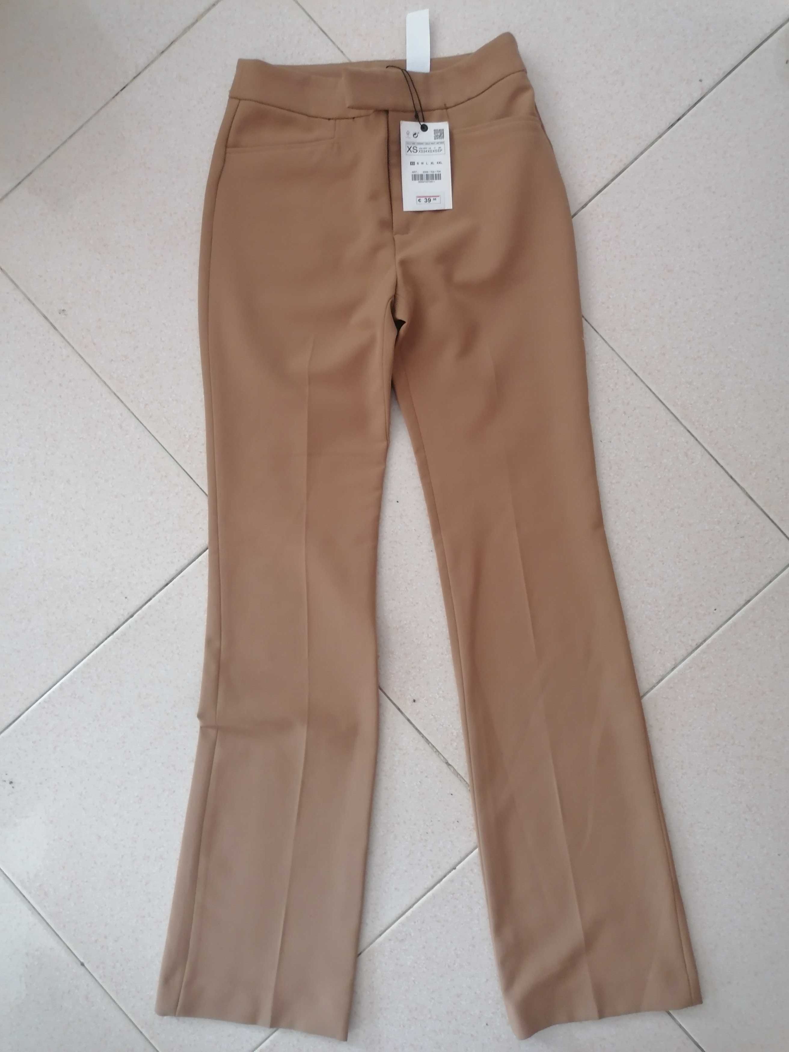 Calças cor camel ZARA COM ETIQUETA, NOVAS!! tam Xs