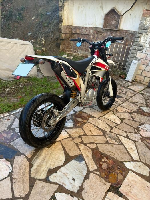 AJP PR4-125 PRO-Supermotard de 2018, A1