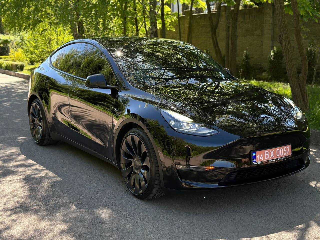 Авто в наявності Tesla Model Y 2021 тесла