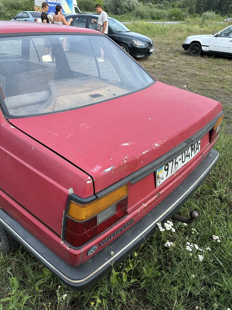 Джета 1,6 бензин