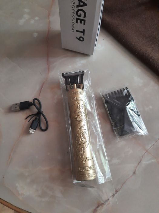 Тример Vintage T9 Professional

Обладнаний якісним професійним ножовим