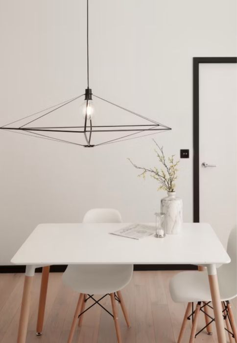 Nowoczesna lampa wisząca – geometryczna, czarna, styl loft/minimal