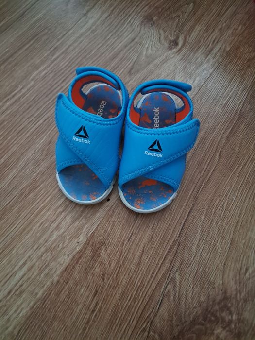 Sandalki reebok rozmm 22