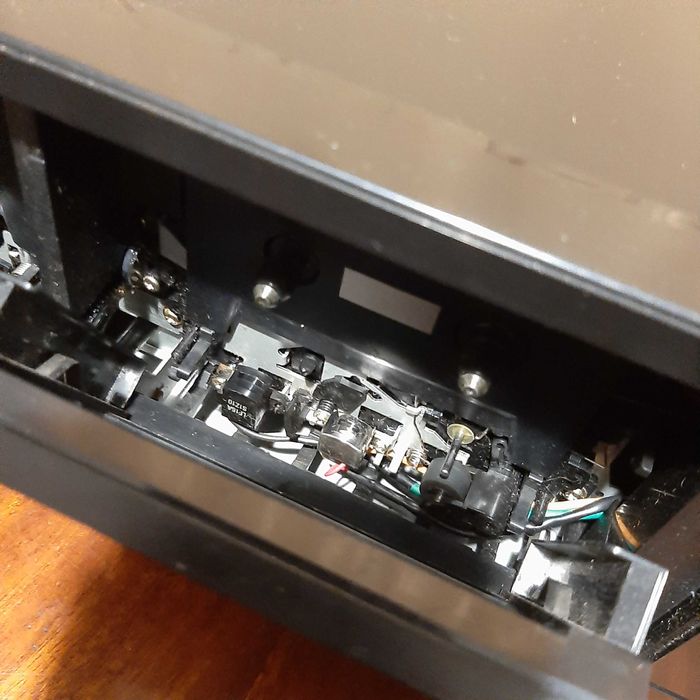 Soundwave dd 1000 кассетная дека