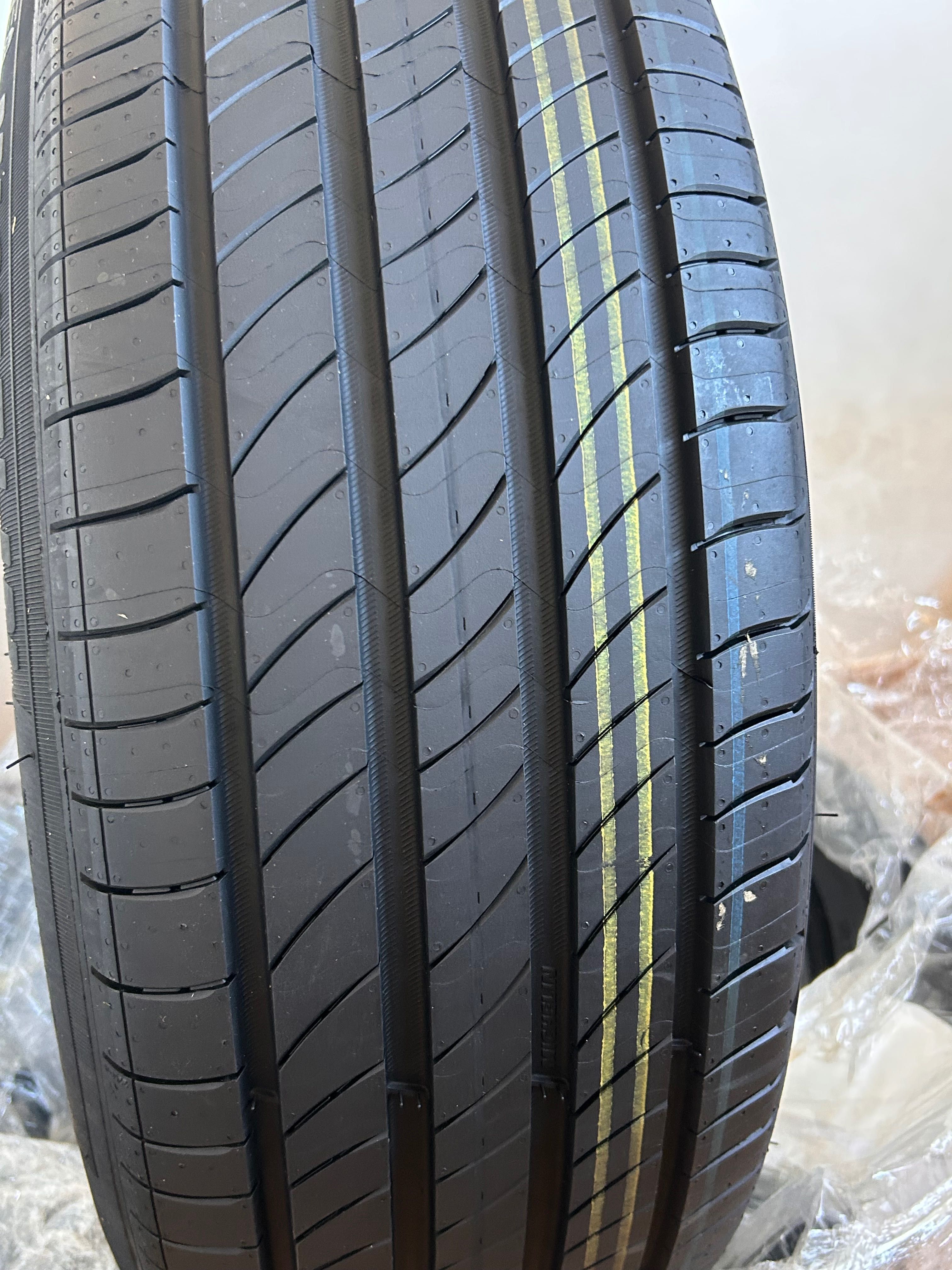 Vendo 2 Pneus Novos Michelin Primacy 4 – 205/55 R17 91V FSL S1