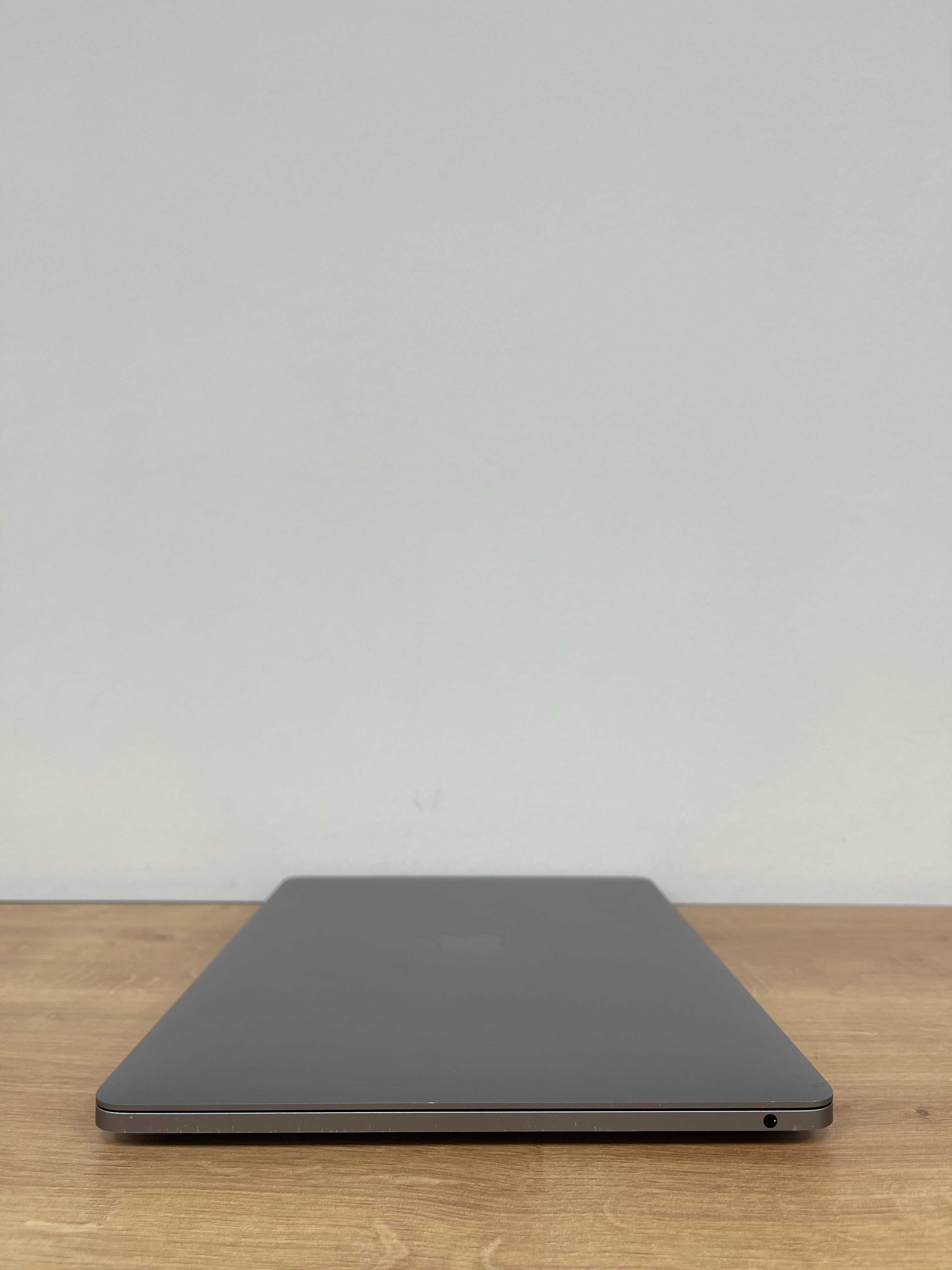 Macbook Pro 2020 (M1/8gb/256 ssd) Гарантія/ 32016SV