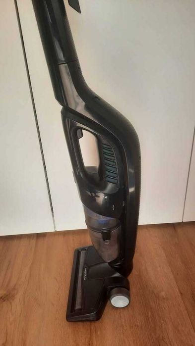 Aspirador PHILIPS Li-On 18V.