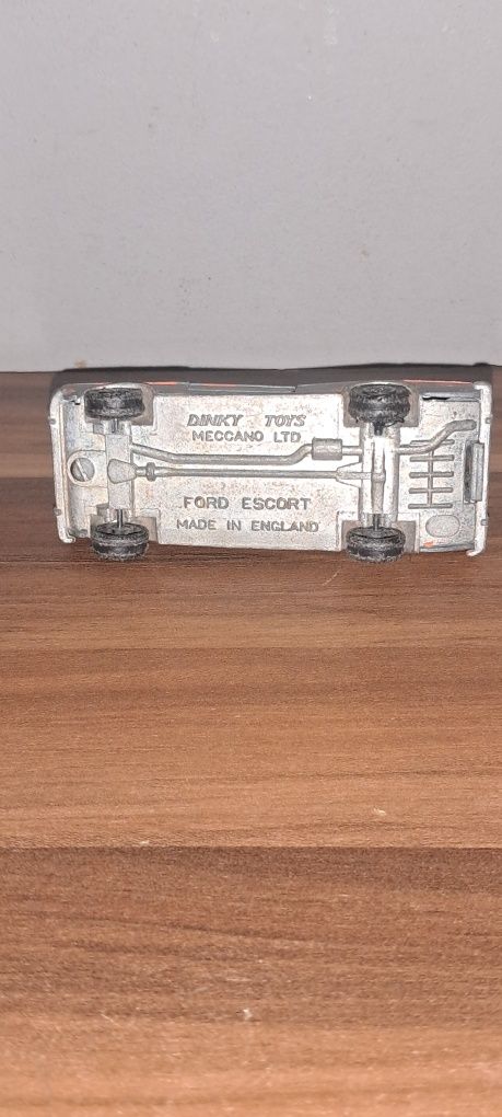 Ford Escort DINKY TOYS Meccano