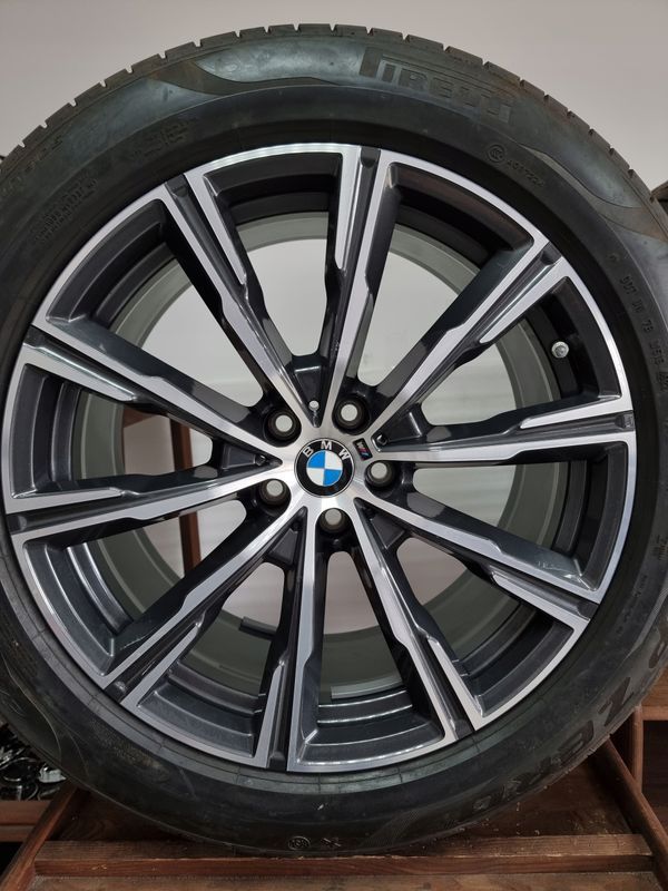 Oryginalne Letnie Koła Bmw X5 G05 X6 G06 Pirelli 20 Cali M-pakiet Runf
