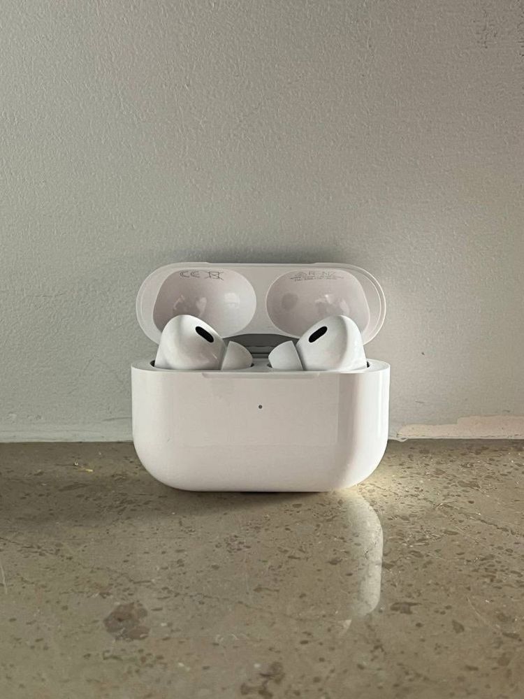 AirPods Pro Apple