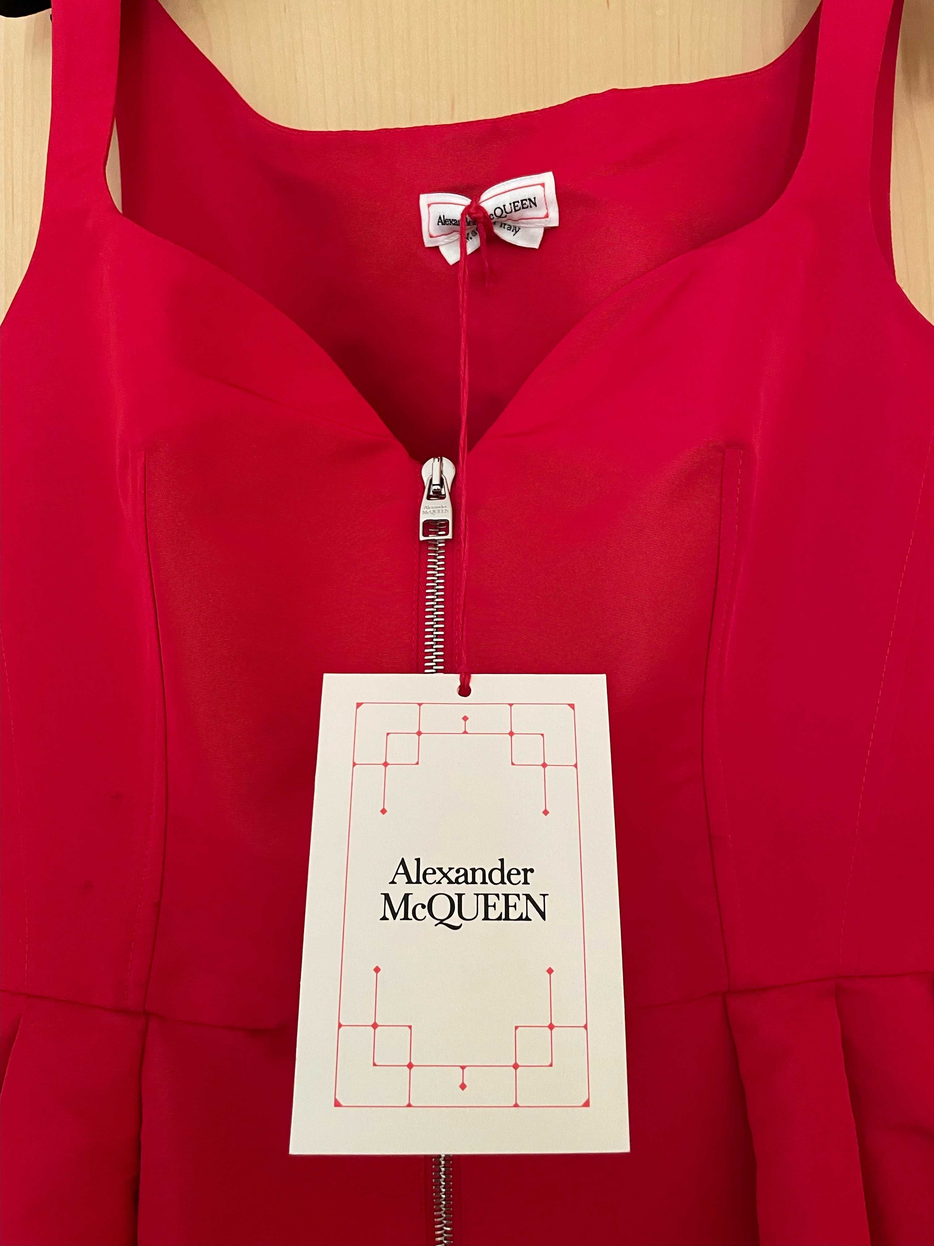 Alexander McQueen Concert Dress. Size 44