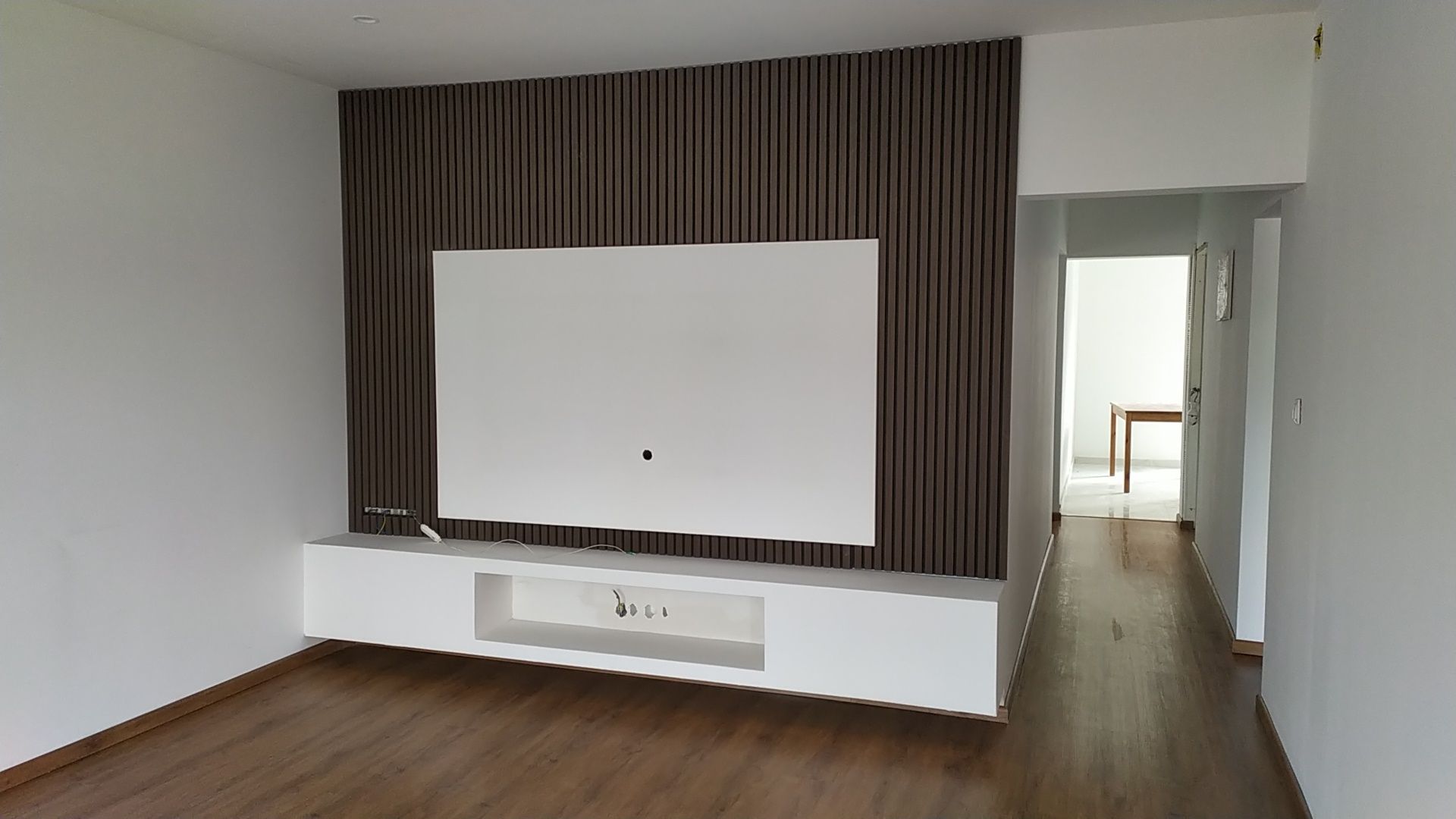 Aplicação de flutuante e venda de Pav.Royal acqua floor