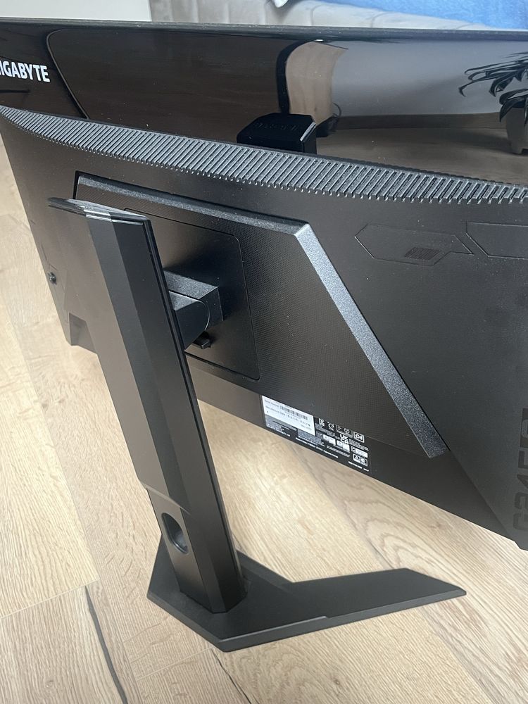 Monitor g24f 2 165hz