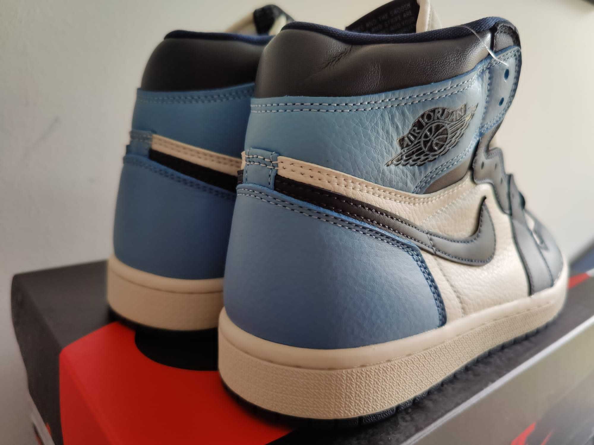 Nike Jordan 1 Retro High Obsidian UNC