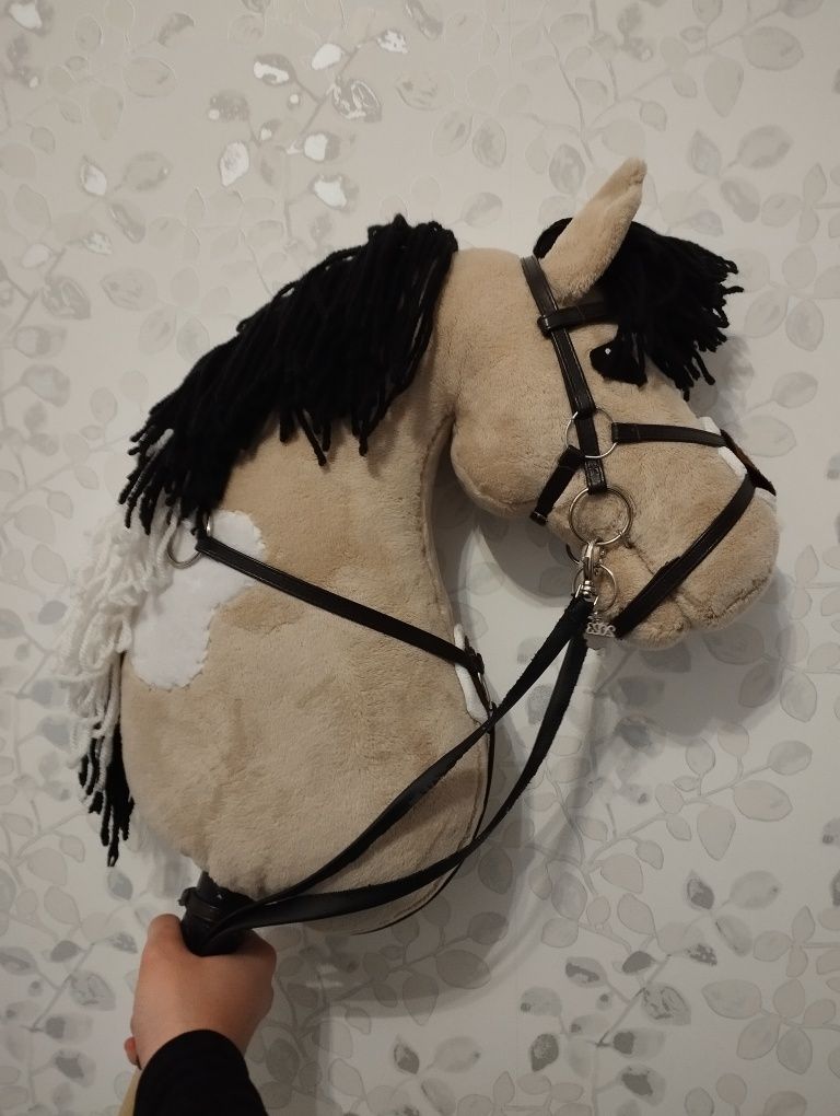 Hobby horse jeleniowaty