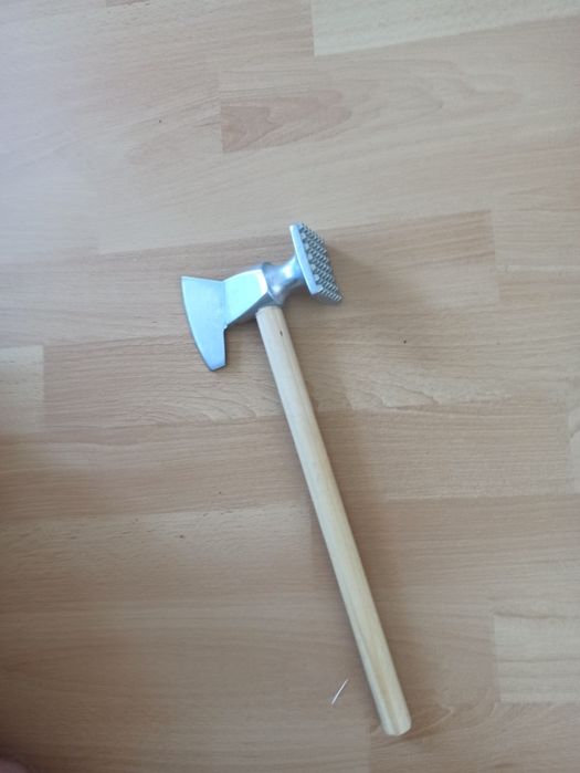 Tłuczek siekierka przyrząd kuchenny