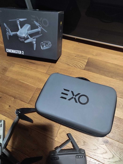 Dron Exo Cinemaster 2+ dodatki.