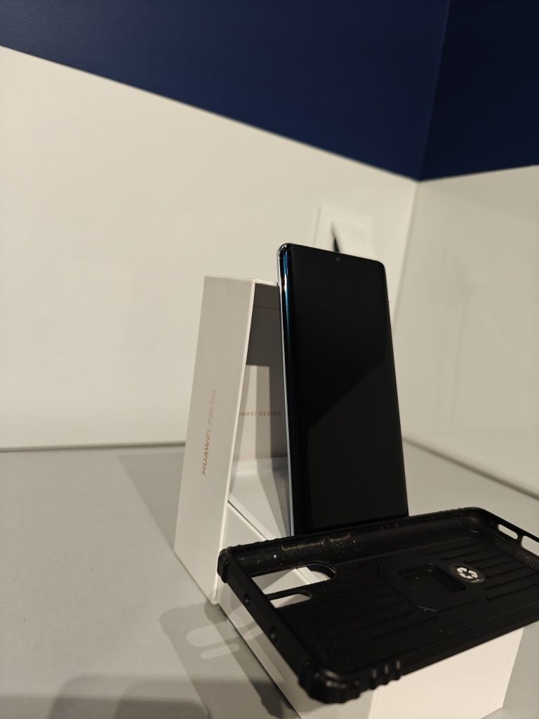 Huawei P30 PRO jak nowy po wymianie baterii