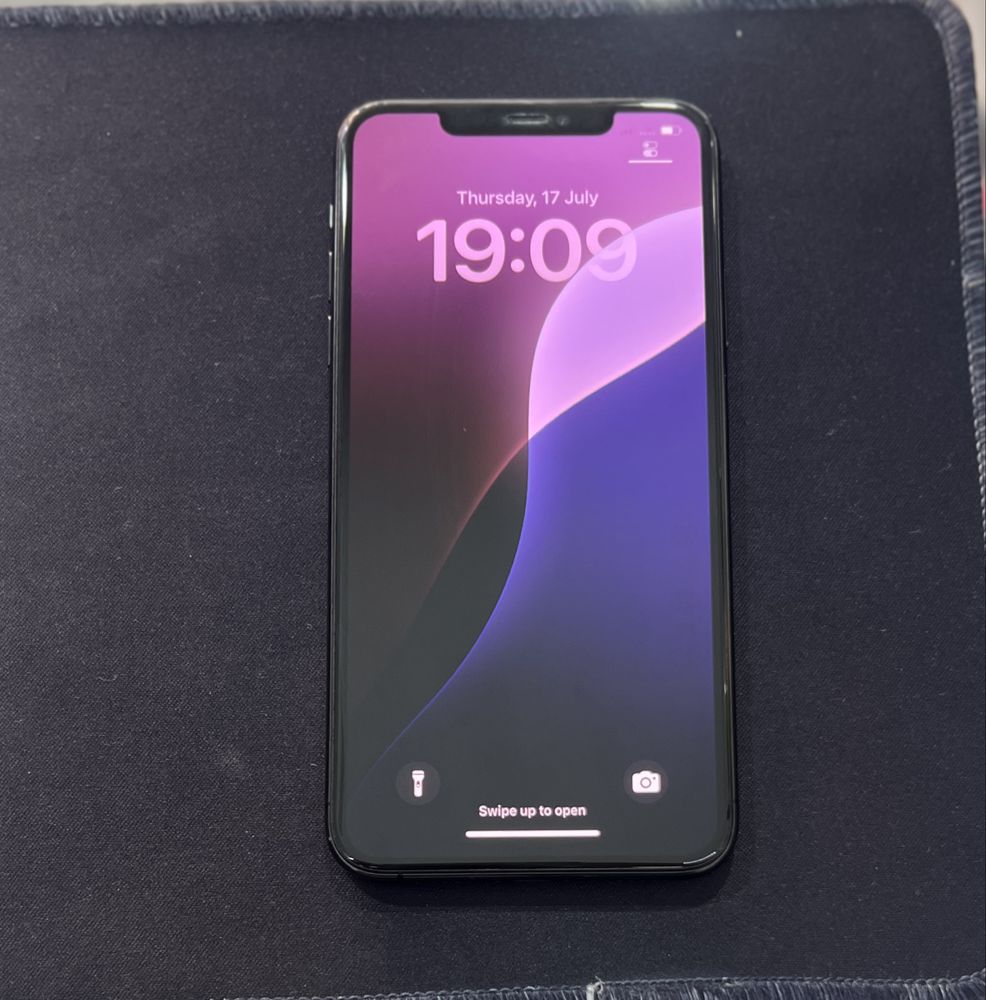 I Phone 11 Pro Max.
