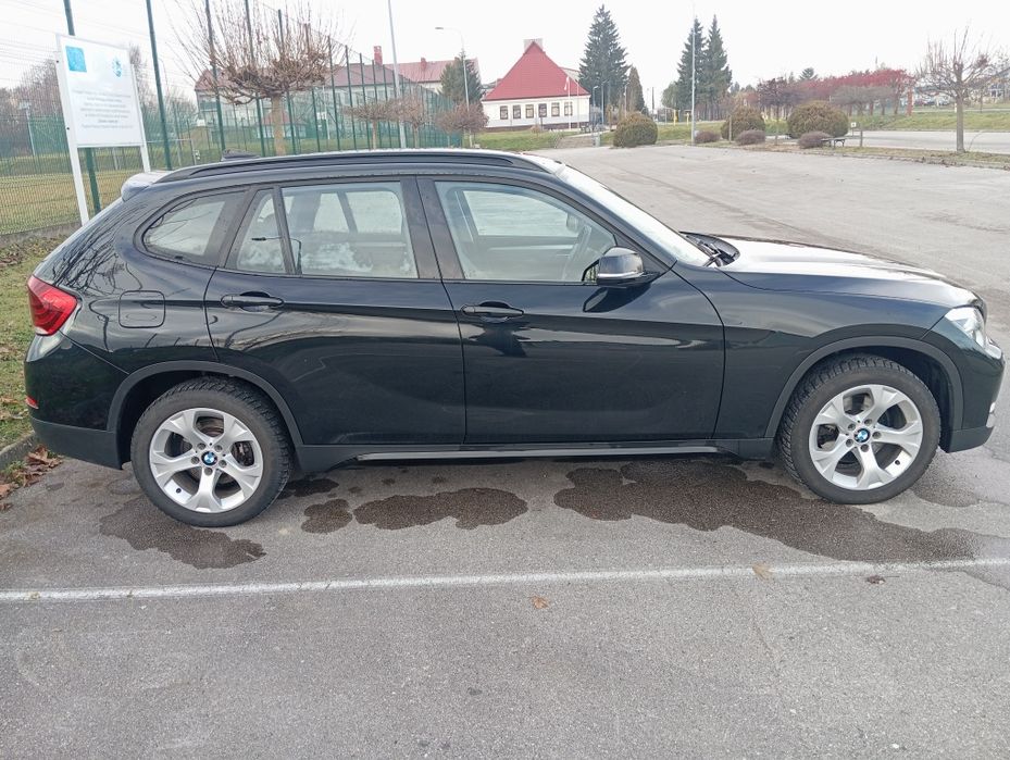 Sprzedam BMW X1 xdrive 143km