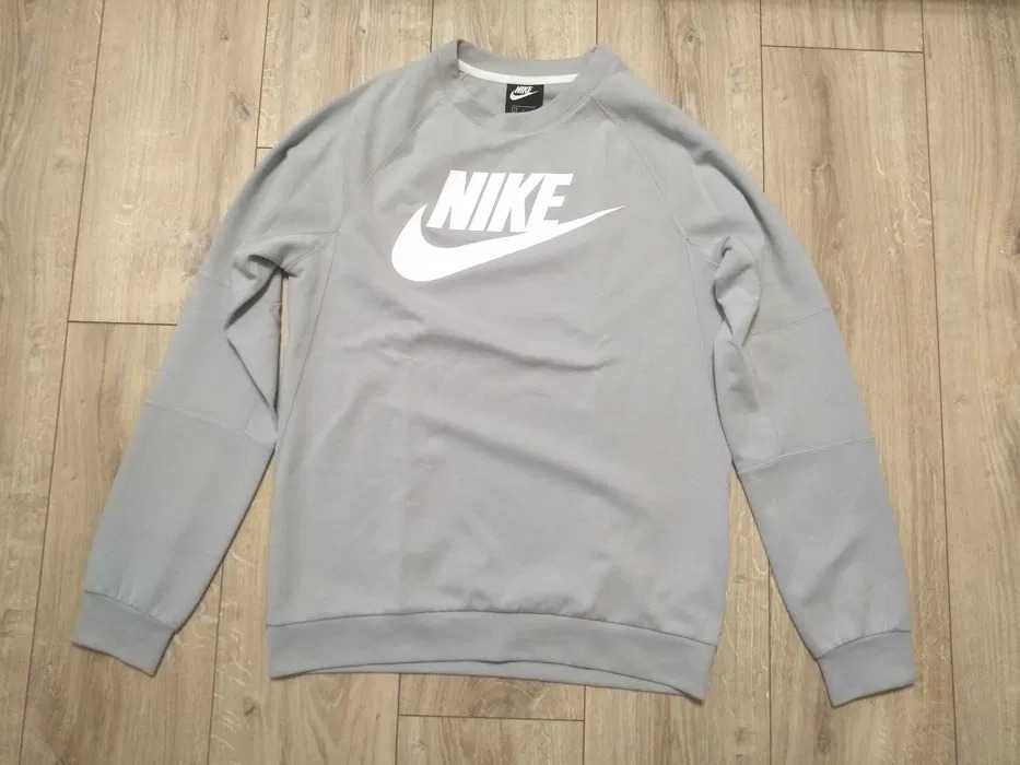 Nike crewneck size S bluza