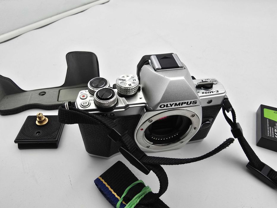 Aparat Olympus OM-D E-M10 MARK II