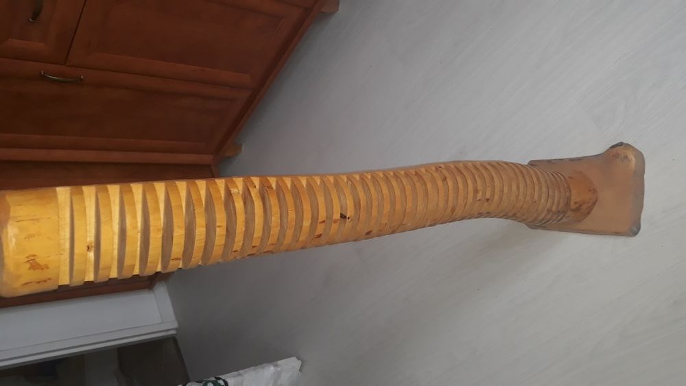 Pień z drewna na kasety