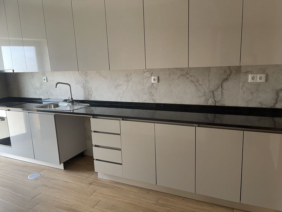 Moradia T3 térrea sem estacionamento- Largo da codiceira, Alfena