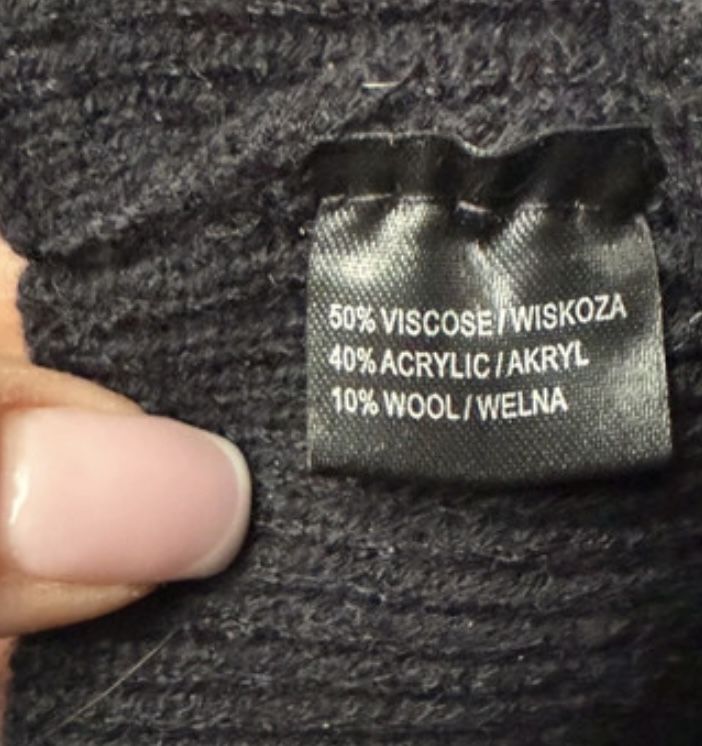 Nowa czapka czarna la mania welna merino + druga czapka gratis nowa
