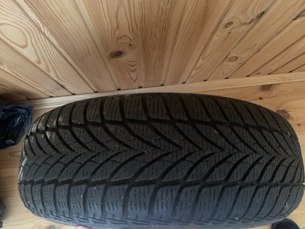 Продам Шину Goodyear