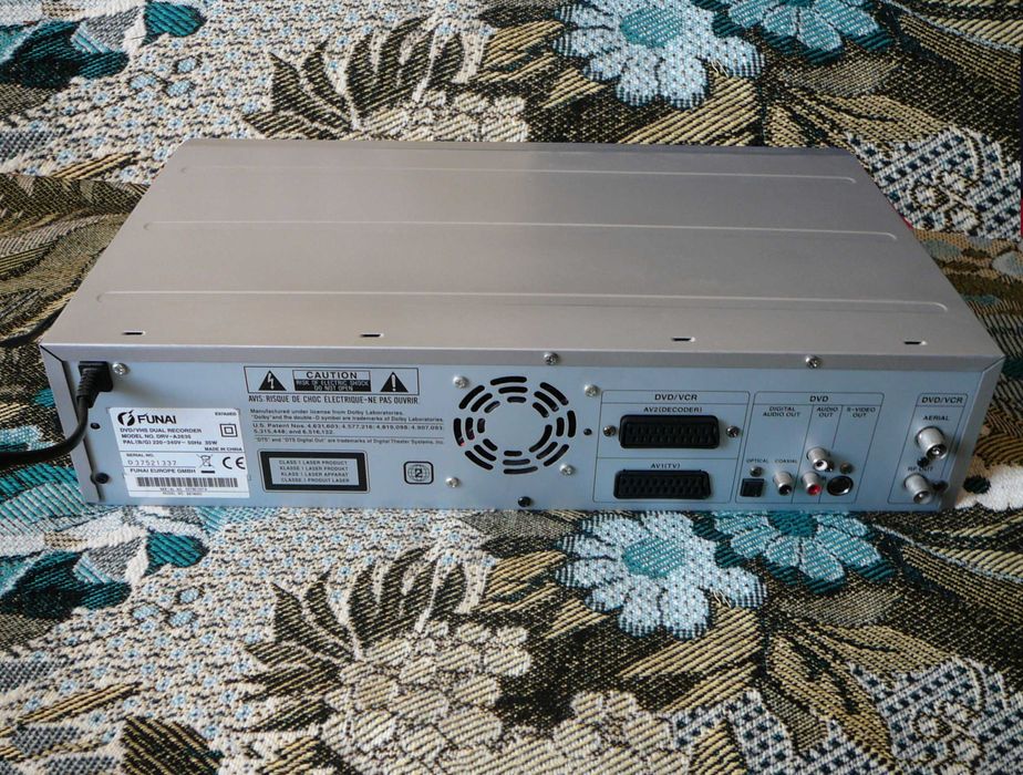 DVD-VHS рекордер Funai W4A-A4180DB