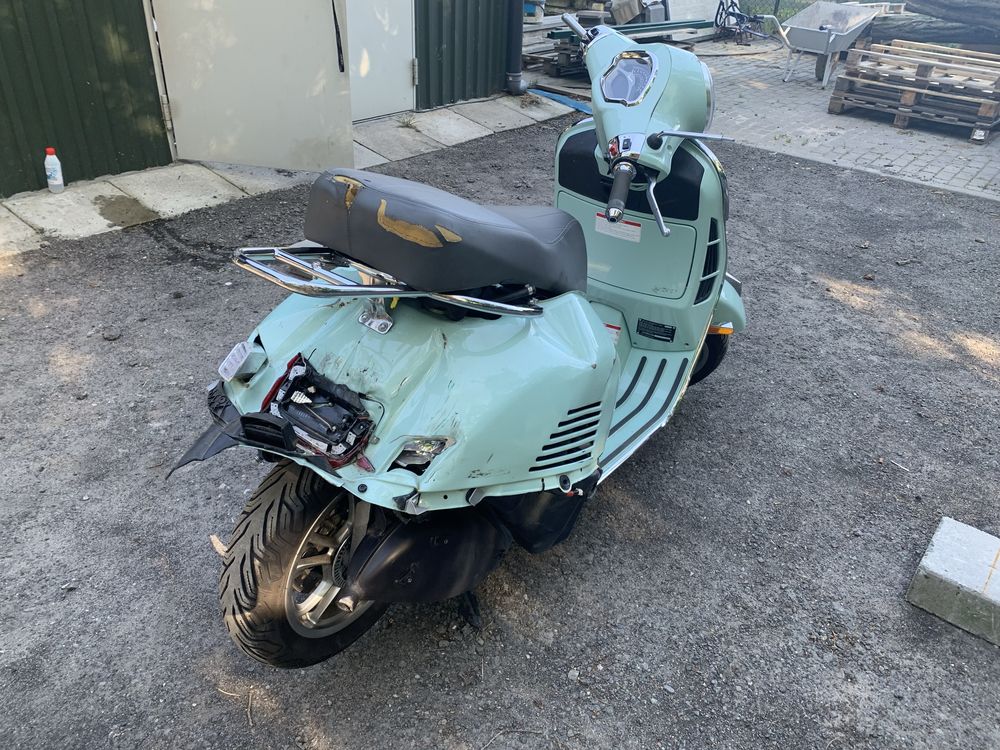 Vespa 300 GTS Sei Giorni prawie nowa 2023