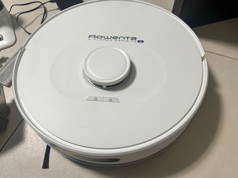 Робот пилосос Rowenta 75s