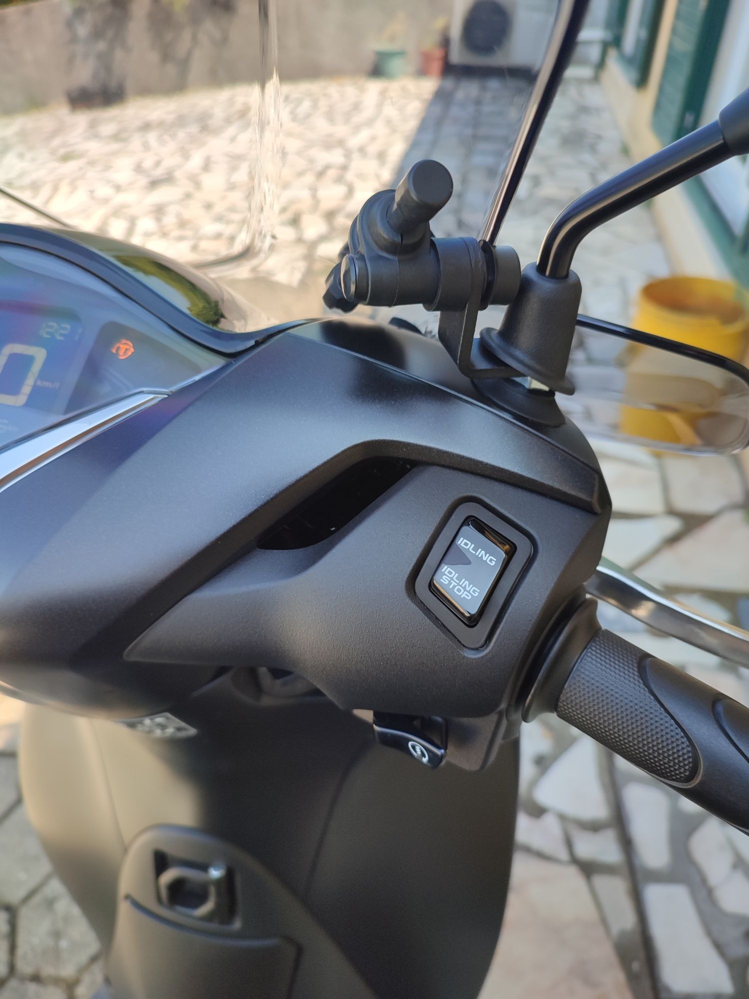 Vendo Honda Sh 125 de Outubro de 2023