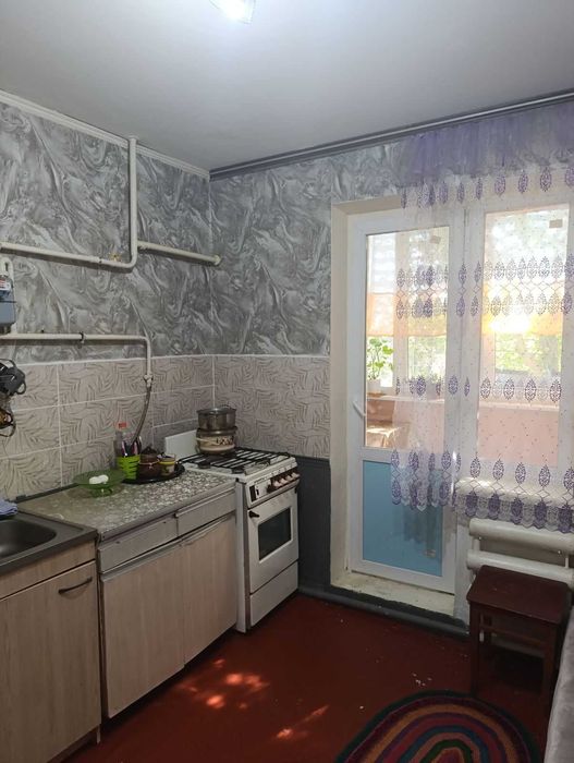 Однокімнатна квартира з автономним опаленням!