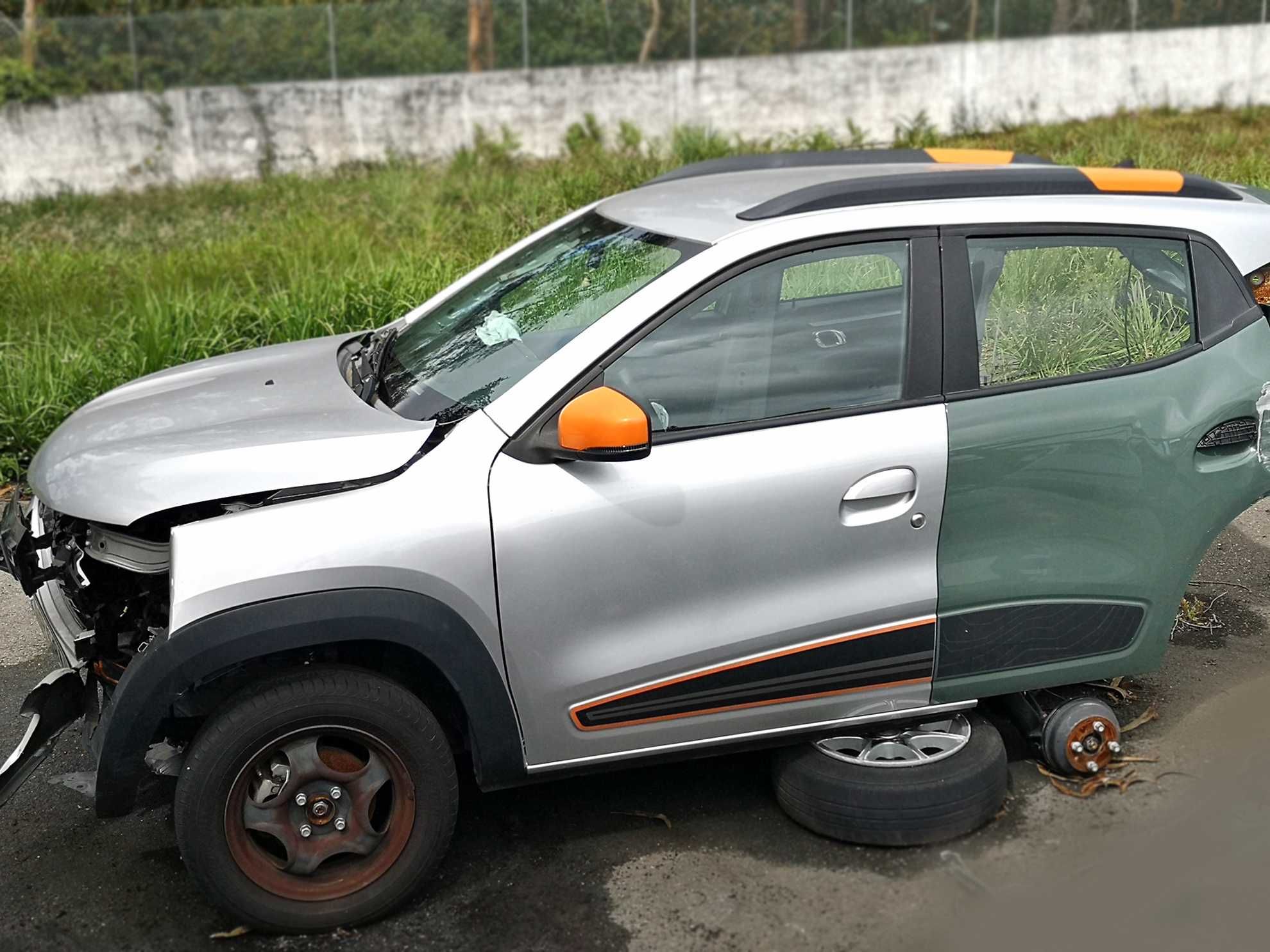 Dacia Spring Electric - para peças