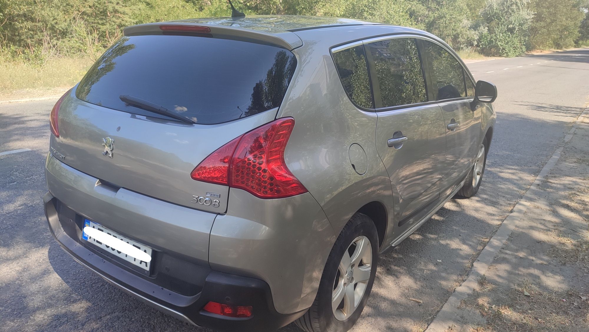 Peugeot 3008 1.6 disel 2011 рік