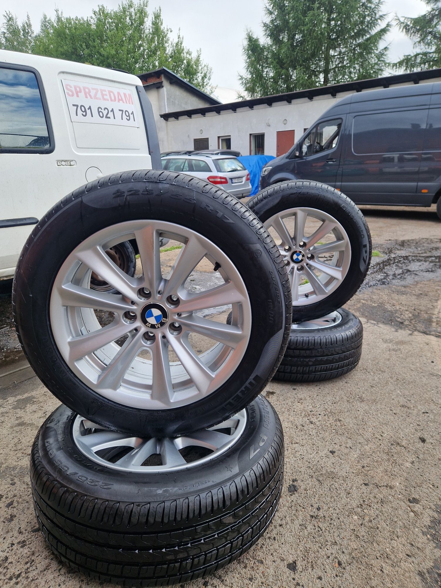Alufelgi BMW 5x120  225/55/17 ET 30 Opony letnie