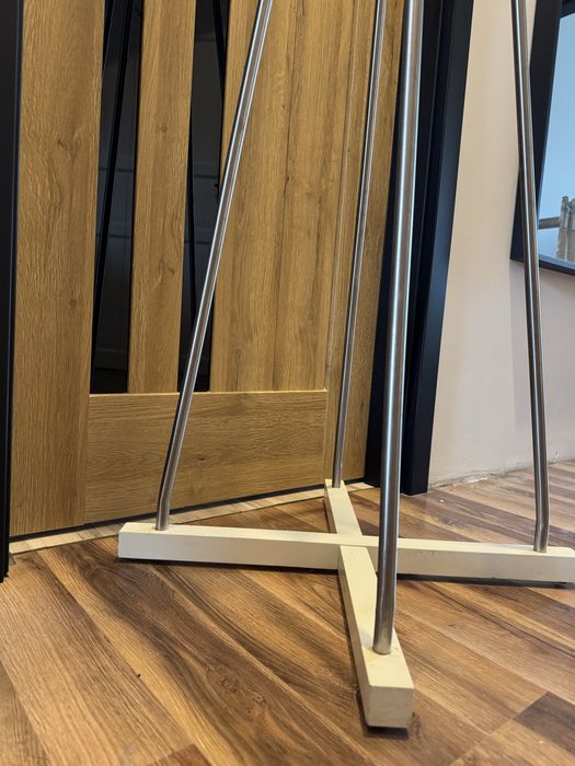 wieszak TJUSIG Ikea